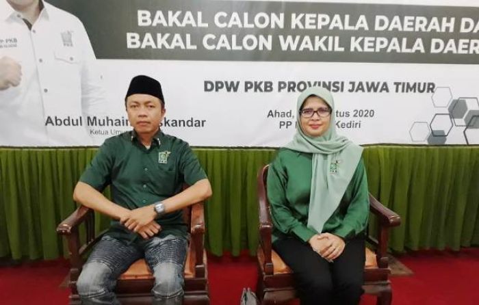 Dibaiat Sebagai Bakal Calon Kepala Daerah di Lirboyo, Mak Rini Dapat Rekom PKB Dibaiat Sebagai Bakal Calon Kepala Daerah di Lirboyo, Mak Rini Dapat Rekom PKB