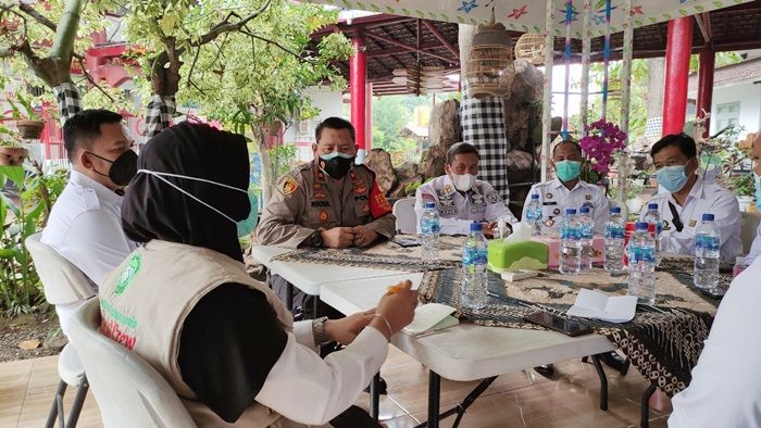 Kemenkumham Jatim Percepat Vaksinasi WBP di Surabaya Raya Kemenkumham Jatim Percepat Vaksinasi WBP di Surabaya Raya