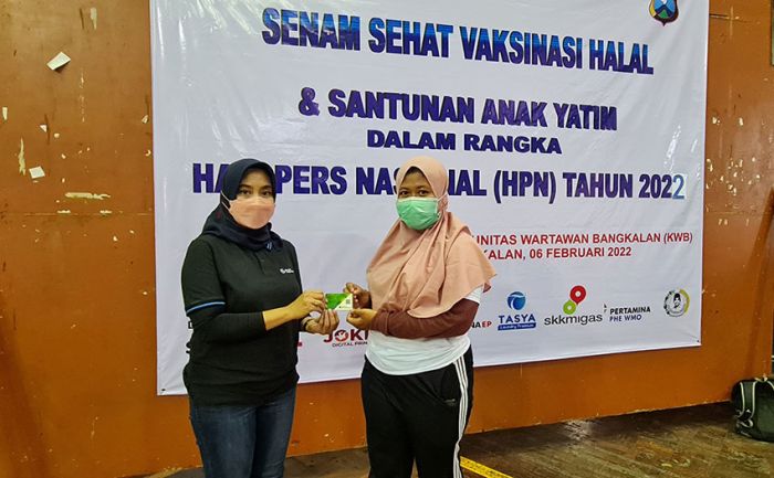 Peringati HPN, BPJS Ketenagakerjaan Serahkan Asuransi untuk Awak Media di Bangkalan Peringati HPN, BPJS Ketenagakerjaan Serahkan Asuransi untuk Awak Media di Bangkalan