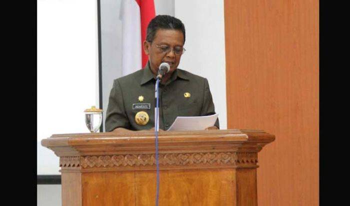 Bupati Pacitan: Pemerintah Wajib Entaskan Kemiskinan Bupati Pacitan: Pemerintah Wajib Entaskan Kemiskinan