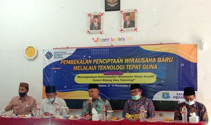 Manfaatkan Teknologi, Syafiuddin Asmoro Ajak Pemuda Glagga Lebih Kreatif dalam Berwirausaha Manfaatkan Teknologi, Syafiuddin Asmoro Ajak Pemuda Glagga Lebih Kreatif dalam Berwirausaha