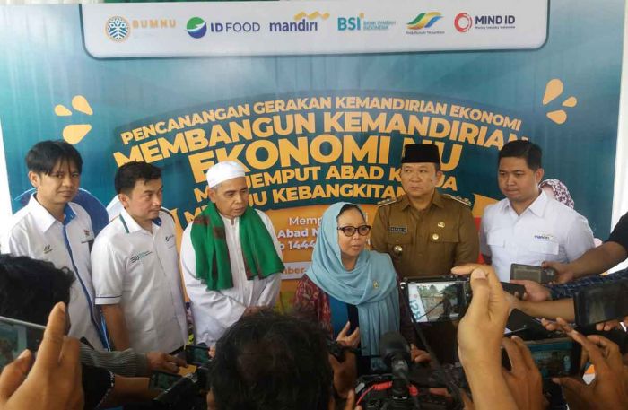 Alissa Wahid Resmikan BUMNU Grosir di Jember