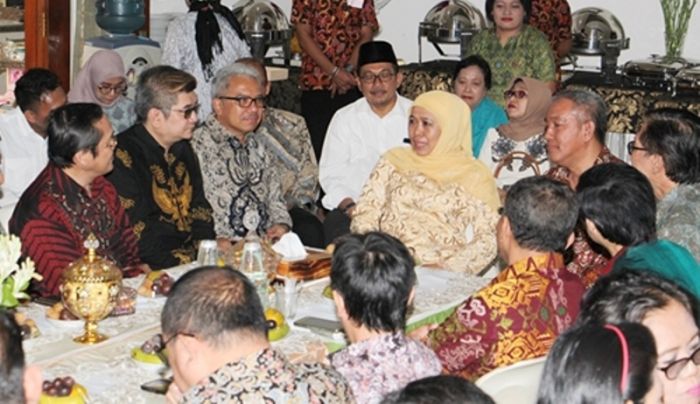 Gubernur Khofifah Open House di Kediaman, Terima Silaturahmi Badan Pengurus Antar Gereja se-Jatim