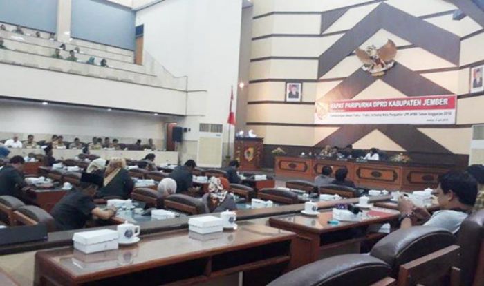 Jember Tak Dapat Jatah CPNS, DPRD Siap Interpelasi Bupati Jember Tak Dapat Jatah CPNS, DPRD Siap Interpelasi Bupati