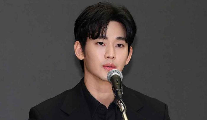 Agensi Kim Soo Hyun Ambil Tindakan Hukum soal Perundungan di Dunia Maya