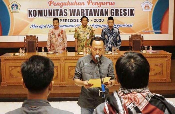 Ketua DPRD dan Bupati Gresik Pastikan Guyub Bangun Gresik Ketua DPRD dan Bupati Gresik Pastikan Guyub Bangun Gresik