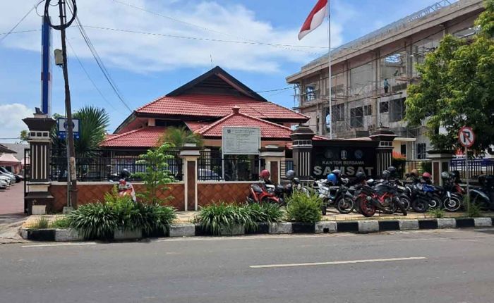 Pelayanan Samsat Tuban Dikeluhkan, Wajib Pajak Ngaku Sulit Bayar Pelayanan Samsat Tuban Dikeluhkan, Wajib Pajak Ngaku Sulit Bayar