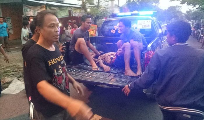 Belok Mendadak, Pemotor di Sine Ngawi Ditabrak Pelajar Hingga Tewas Belok Mendadak, Pemotor di Sine Ngawi Ditabrak Pelajar Hingga Tewas
