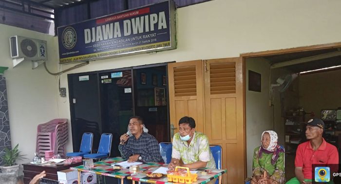 Diduga Jadi Korban Mafia Tanah di Mojokerto, Kuasa Hukum Mbok Antinah akan Lapor Kapolri Diduga Jadi Korban Mafia Tanah di Mojokerto, Kuasa Hukum Mbok Antinah akan Lapor Kapolri