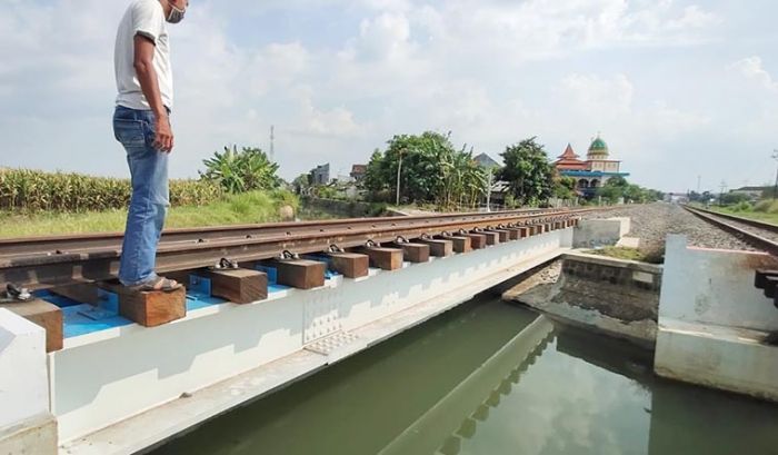 Dinilai Banyak Kecurangan dan Penyimpangan Spek, Pembangunan Jalur Ganda II Disoal Dinilai Banyak Kecurangan dan Penyimpangan Spek, Pembangunan Jalur Ganda II Disoal