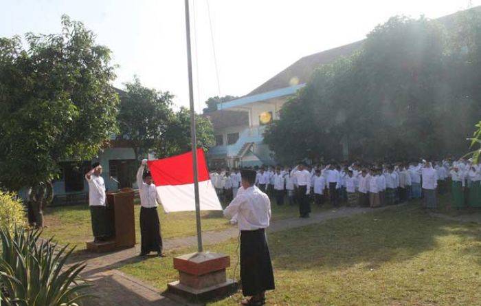 Peringatan HSN di Ponpes Seblak Tebuireng: Santri Modern Harus Perangi Kebodohan Peringatan HSN di Ponpes Seblak Tebuireng: Santri Modern Harus Perangi Kebodohan