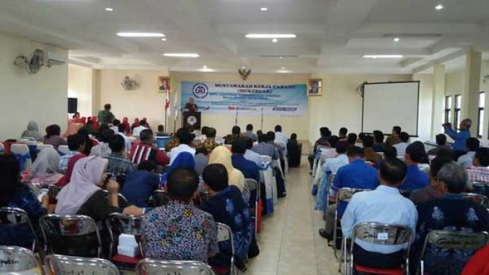 Muskercab Gapensi Gresik Amanatkan Penegak Hukum Tak Boleh Usut Proyek yang Sedang Berjalan Muskercab Gapensi Gresik Amanatkan Penegak Hukum Tak Boleh Usut Proyek yang Sedang Berjalan