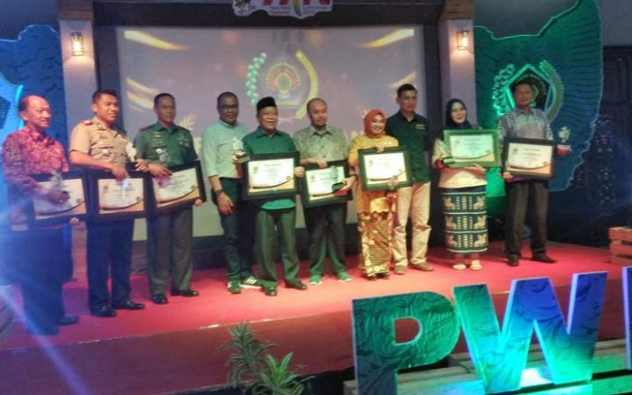 Penganugerahan PWI Lamongan Award, Munir: Pers Harus Memberikan Manfaat Bagi Masyarakat Penganugerahan PWI Lamongan Award, Munir: Pers Harus Memberikan Manfaat Bagi Masyarakat