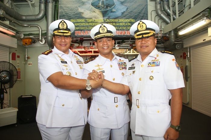 Di Atas Geladak Heli, Pucuk Pimpinan KRI GNR-332 Berganti