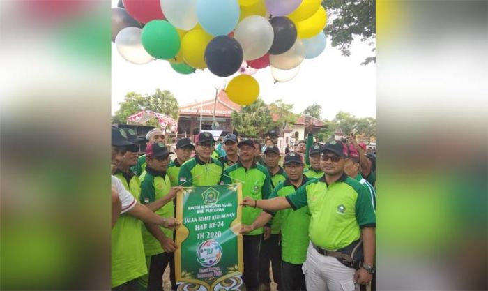 Bupati Pamekasan Lepas Jalan Sehat Peringatan Hari Amal Bakti ke-74