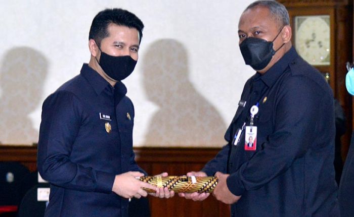 Masa Jabatan Whisnu Berakhir Hari ini, Gubernur Jatim Tunjuk Sekda Hendro Gunawan Jadi Plh Masa Jabatan Whisnu Berakhir Hari ini, Gubernur Jatim Tunjuk Sekda Hendro Gunawan Jadi Plh