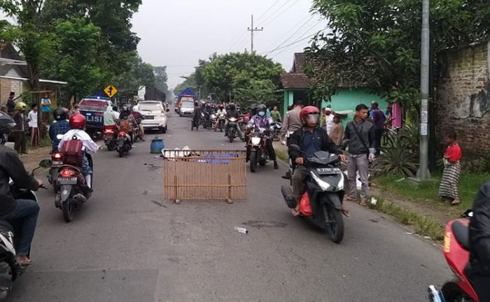Ditabrak Truk, Sejoli di Kabupaten Kediri Tewas