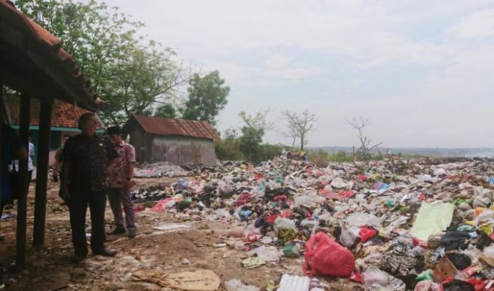 Tanggapi Keluhan Warga Soal Bau dan Menumpuknya Sampah, Komisi C Sidak TPA