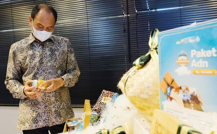 Dukung PEN, Semen Gresik Luncurkan Program Bingkisan Berkah UKM Rembang Dukung PEN, Semen Gresik Luncurkan Program Bingkisan Berkah UKM Rembang