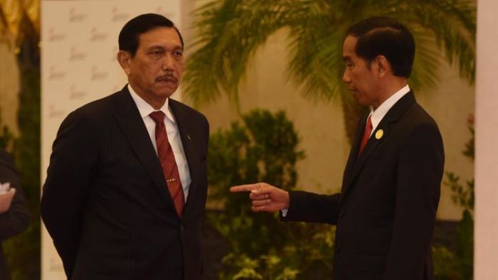 Luhut Dicap Pengkhianat dan Jerumuskan Presiden, Beranikah Jokowi Memecat? Luhut Dicap Pengkhianat dan Jerumuskan Presiden, Beranikah Jokowi Memecat?