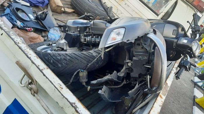 Diseruduk Pikap dan Dihantam Truk, Warga Nganjuk Tewas di Raya Taman Sidoarjo Diseruduk Pikap dan Dihantam Truk, Warga Nganjuk Tewas di Raya Taman Sidoarjo