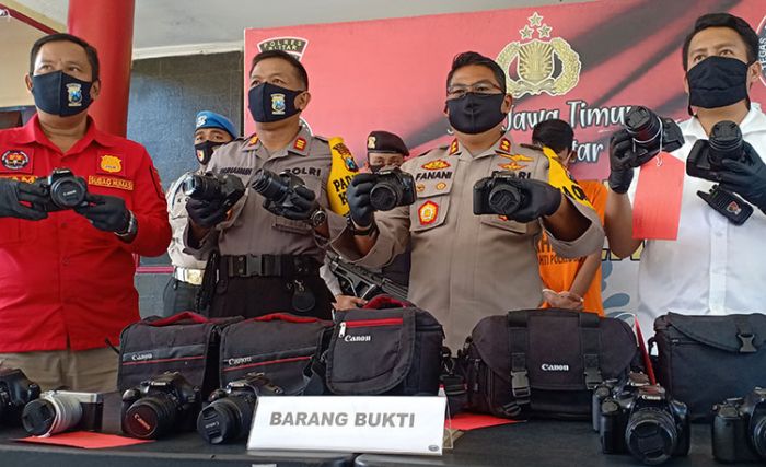 Terdesak Ekonomi Kala Pandemi, Pria di Blitar Gasak 16 Unit Kamera Terdesak Ekonomi Kala Pandemi, Pria di Blitar Gasak 16 Unit Kamera
