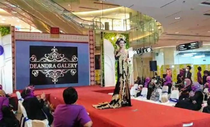 MUA Community Surabaya Gelar Parade Tata Rias dan Busana Pengantin Super Megah