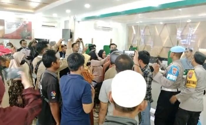 Agen Pegadaian Syariah Palengaan Pamekasan Diduga Bawa Kabur Barang Gadai Miliaran Rupiah