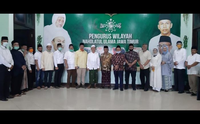 Sowan ke PWNU, Golkar Jatim Komitmen Jaga Empat Pilar Kebangsaan Sowan ke PWNU, Golkar Jatim Komitmen Jaga Empat Pilar Kebangsaan