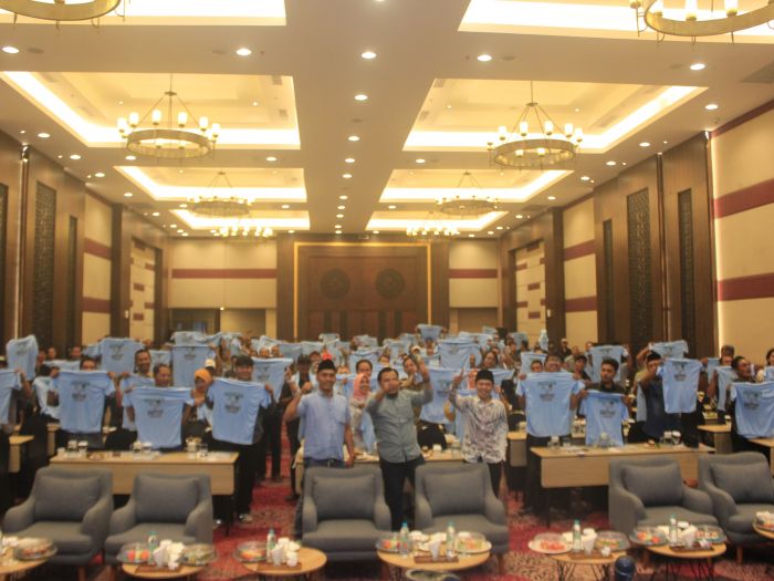 Relawan Sahabat Baik Khofifah-Emil Targetkan Kemenangan 70 Persen Suara di Sidoarjo Relawan Sahabat Baik Khofifah-Emil Targetkan Kemenangan 70 Persen Suara di Sidoarjo