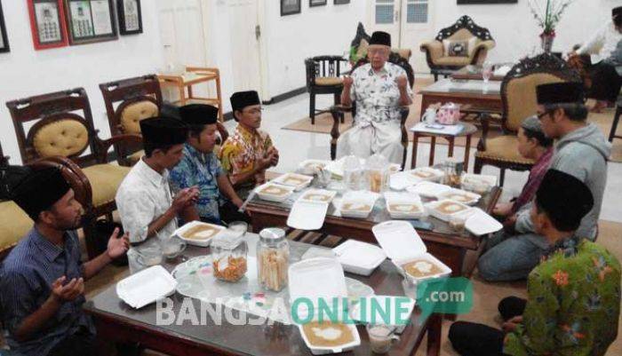 Dirawat di RSUD Jombang, Kondisi Gus Solah Mulai Membaik Dirawat di RSUD Jombang, Kondisi Gus Solah Mulai Membaik