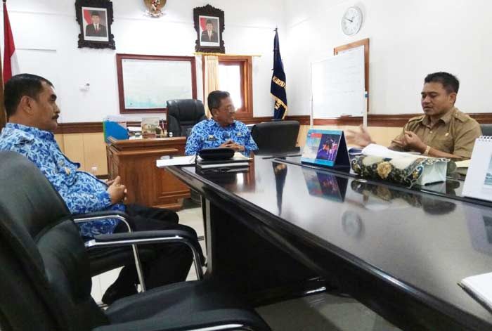 Sengketa Pasar Tulakan, Tim Kuasa Hukum Tergugat Datangi Bupati Sengketa Pasar Tulakan, Tim Kuasa Hukum Tergugat Datangi Bupati