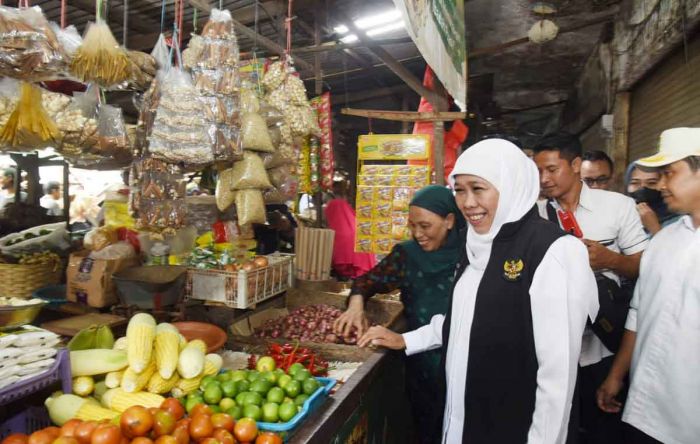 Jelang Panen Raya, Gubernur Khofifah Minta Distribusi Beras untuk Masyarakat Dipercepat Jelang Panen Raya, Gubernur Khofifah Minta Distribusi Beras untuk Masyarakat Dipercepat