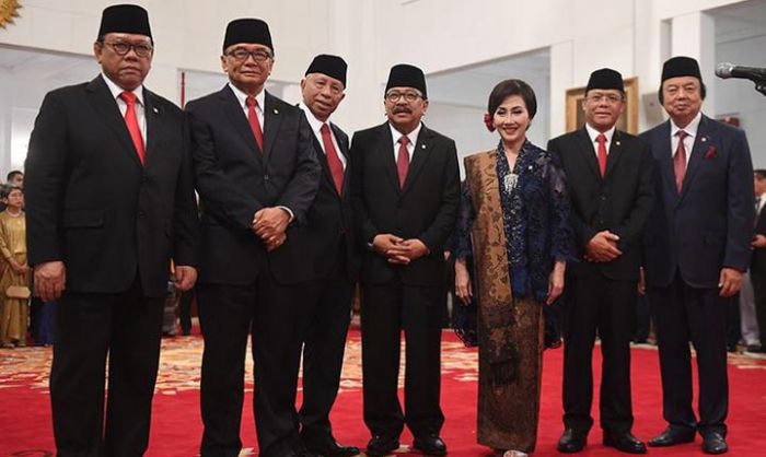 Gaji Wantimpres Rp 17,5 Juta, Staf Khusus Rp 51 Juta, Nasehat pun Sulit Diterima Presiden Gaji Wantimpres Rp 17,5 Juta, Staf Khusus Rp 51 Juta, Nasehat pun Sulit Diterima Presiden