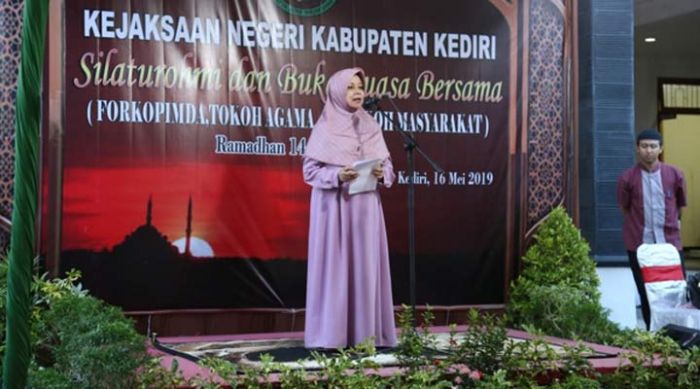 Jalin Silaturahmi, Bupati Hadiri Buka Bersama Kejari Kediri Jalin Silaturahmi, Bupati Hadiri Buka Bersama Kejari Kediri