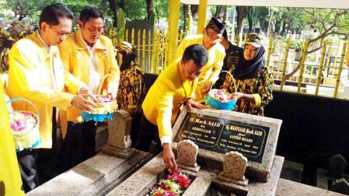 Soeharto Diusulkan Sebagai Pahlawan Nasional Soeharto Diusulkan Sebagai Pahlawan Nasional