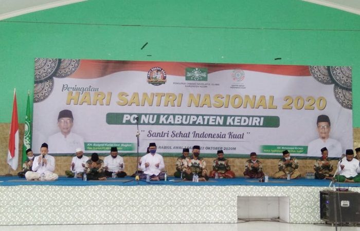 Peringati Hari Santri, PCNU Kediri Gelar Apel dan Doa Bersama Peringati Hari Santri, PCNU Kediri Gelar Apel dan Doa Bersama