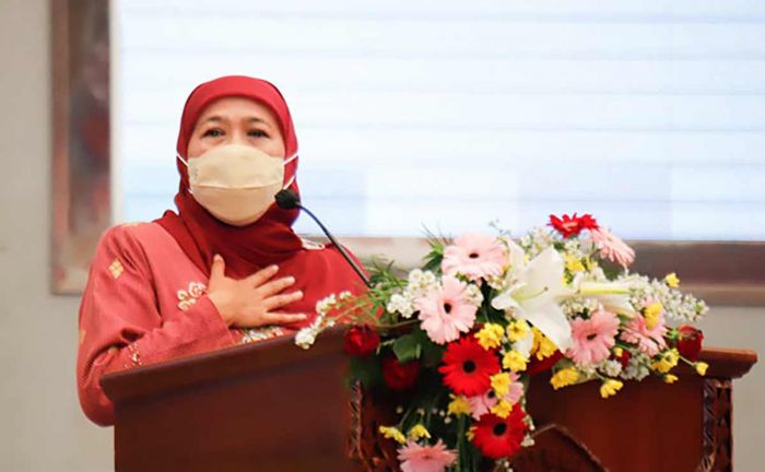 Gubernur Khofifah Sebut Industri Bioetanol Tebu Jadi Upaya Strategis Kembangkan EBT Gubernur Khofifah Sebut Industri Bioetanol Tebu Jadi Upaya Strategis Kembangkan EBT