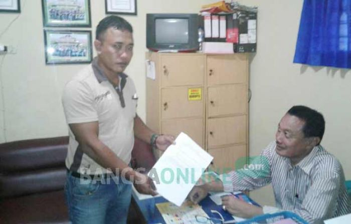 Dinilai Tak Tegas Tangani Dugaan Kristenisasi, Kepala Disdik Sumenep Diminta Mundur Dinilai Tak Tegas Tangani Dugaan Kristenisasi, Kepala Disdik Sumenep Diminta Mundur