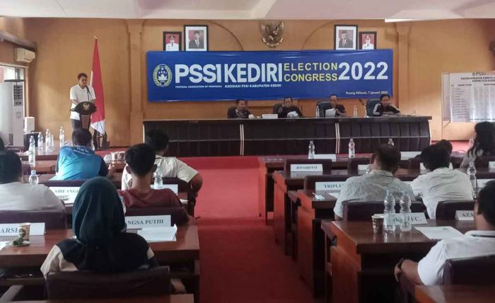 M Abdu Firman Kelana Jadi Ketua Askab PSSI Kabupaten Kediri M Abdu Firman Kelana Jadi Ketua Askab PSSI Kabupaten Kediri
