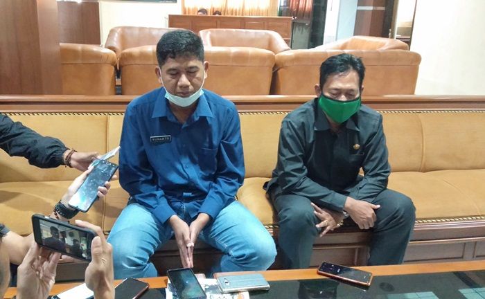 Jadi Polemik, DPRD Ponorogo Akan Evaluasi Data Penerima Pembagian BLT Selanjutnya Jadi Polemik, DPRD Ponorogo Akan Evaluasi Data Penerima Pembagian BLT Selanjutnya