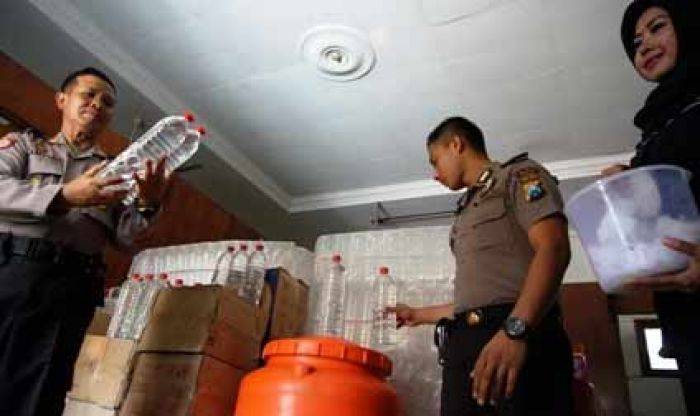 Ratusan Liter Arak Putih Siap Edar Diamankan Polres Jombang