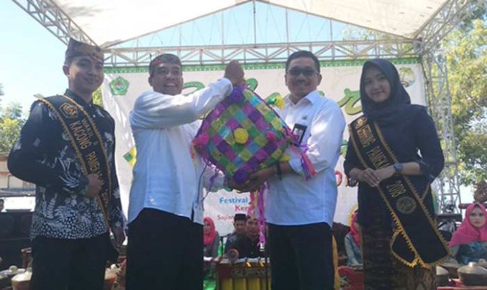 Ribuan Pengunjung Banjiri ​Festival Ketupat Raksasa di Pamekasan