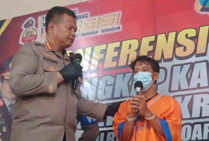 Bejat! Bocah 12 Tahun di Sidoarjo Disetubuhi Ayah Tirinya Berkali-kali Bejat! Bocah 12 Tahun di Sidoarjo Disetubuhi Ayah Tirinya Berkali-kali