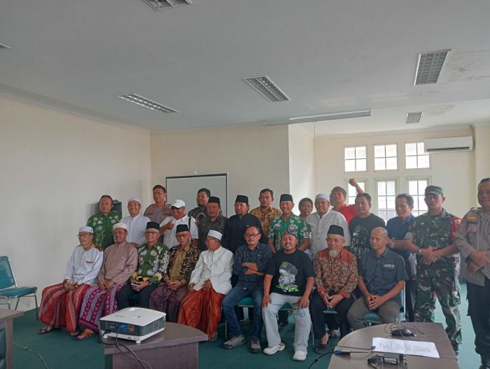 Kontroversi Karnaval Budaya Barikade Gusdur Vs FUIB Pasuruan Buahkan Kesepakatan dari Mediasi Kontroversi Karnaval Budaya Barikade Gusdur Vs FUIB Pasuruan Buahkan Kesepakatan dari Mediasi