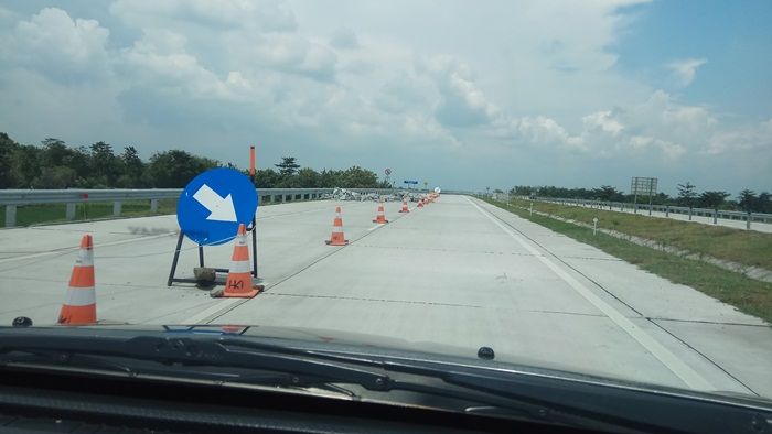 Tol Jomo Jadi Jalur Tengkorak: 22 Kasus Laka dalam 2 Bulan, 2 Tewas Tol Jomo Jadi Jalur Tengkorak: 22 Kasus Laka dalam 2 Bulan, 2 Tewas