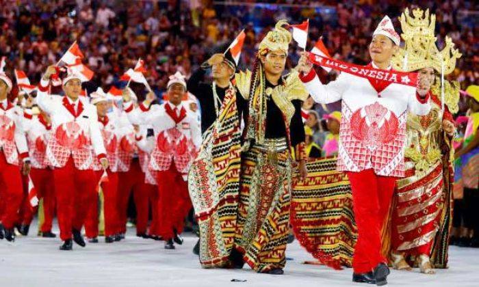 Dicaci Bangsa Sendiri, Kostum Olimpiade Indonesia Dipuji di Luar Negeri Dicaci Bangsa Sendiri, Kostum Olimpiade Indonesia Dipuji di Luar Negeri