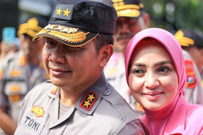 Kapolri Tunjuk Irjen Toni Harmanto Kapolda Jatim, Irjen Teddy Ditangkap karena Narkoba Kapolri Tunjuk Irjen Toni Harmanto Kapolda Jatim, Irjen Teddy Ditangkap karena Narkoba