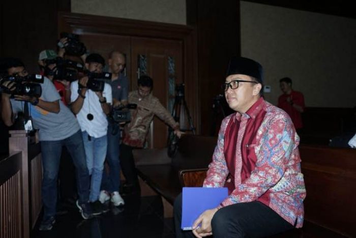 Ancaman Imam Nahrawi Bikin Elit Politik Kalang Kabut, Siapa Saja Penikmat Suap? Ancaman Imam Nahrawi Bikin Elit Politik Kalang Kabut, Siapa Saja Penikmat Suap?