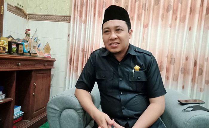 Ketua DPRD Kota Probolinggo Teken Rekomendasi Pansus Ketua DPRD Kota Probolinggo Teken Rekomendasi Pansus